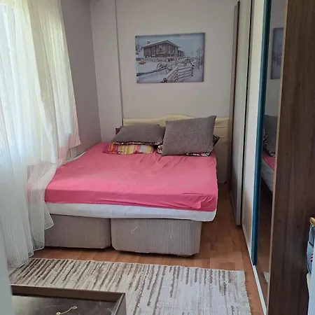 Deniz Yildizi Sitesi Havuzlu Villa